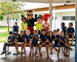 Leia mais sobre o artigo Escola de Rondonópolis recebe apresentação de segurança no trânsito