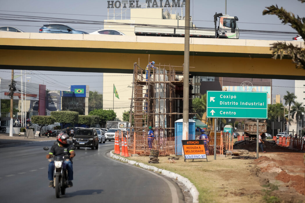 Você está visualizando atualmente Obras vão interromper pistas na Miguel Sutil e Avenida do CPA nos dias 26 e 28 de outubro