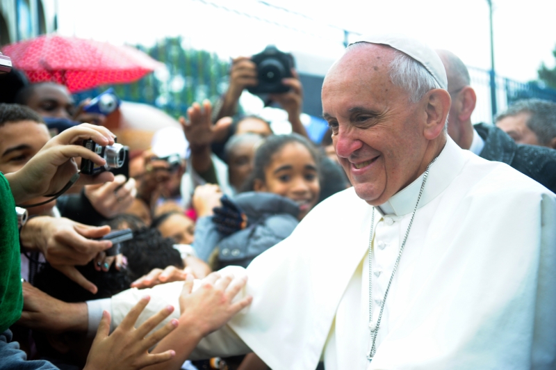 Você está visualizando atualmente Papa Francisco canoniza padre por milagre no Brasil