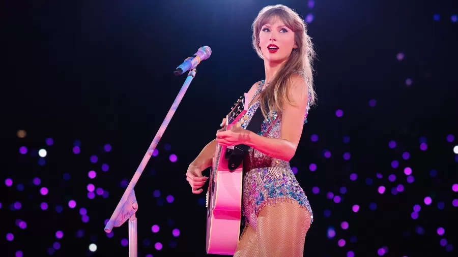 No momento, você está visualizando Billboard elege Taylor Swift como 2ª maior estrela pop do século