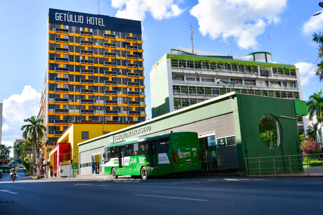 Você está visualizando atualmente Cuiabá adota tarifa social e ônibus extras para o Enem