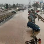ENCHENTE ESPANHA: moradores sem comida e lojas saqueadas