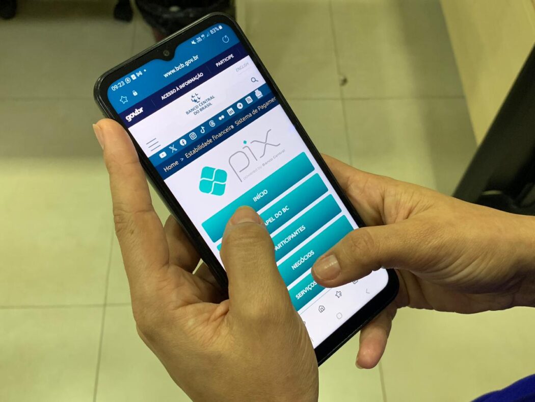 Você está visualizando atualmente Procon-MT orienta consumidores sobre novas regras do PIX