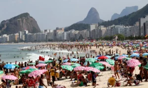 Leia mais sobre o artigo Turismo deve faturar R$ 157,74 bilhões na alta temporada de verão