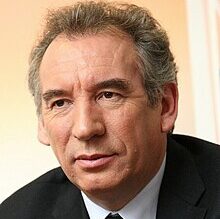 No momento, você está visualizando François Bayrou é nomeado primeiro-ministro na França