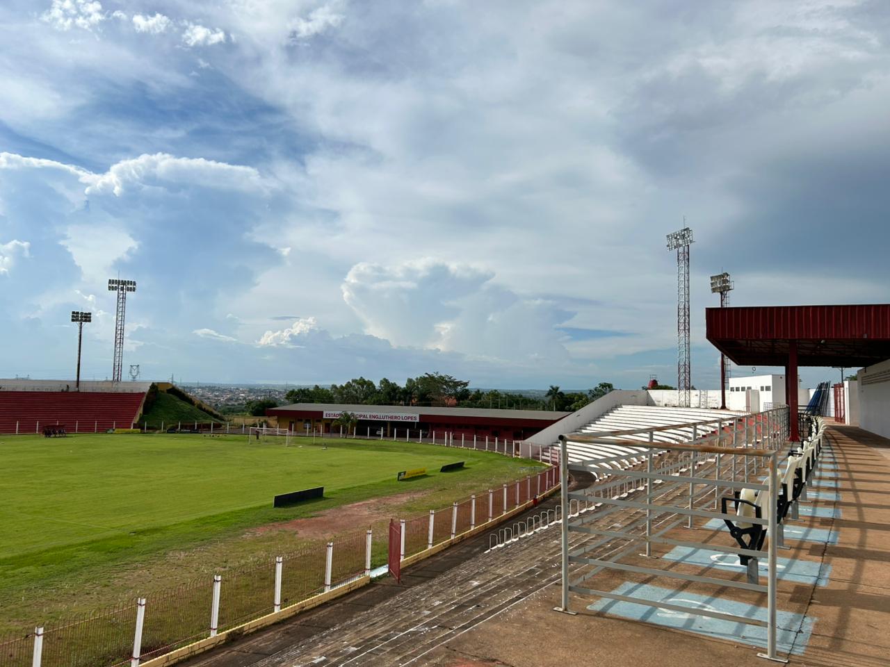 No momento, você está visualizando Iluminação de led será marco no estádio em Rondonópolis para jogos nacionais