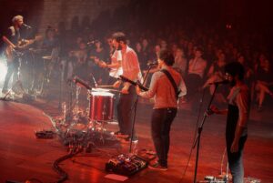 Leia mais sobre o artigo “SENTIDO”: Banda 5 a Seco lança novo disco com participação de Chico Buarque