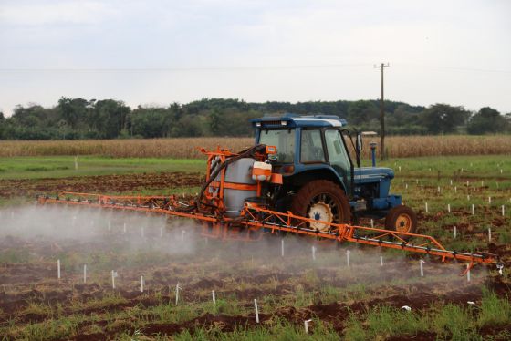 No momento, você está visualizando Liberação de agrotóxicos e defensivos biológicos bate recorde em 2024, após queda