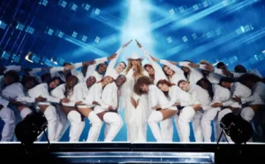 Leia mais sobre o artigo Cowboy Carter; veja cinco destaques da nova turnê de Beyoncé