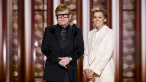 Leia mais sobre o artigo Elton John e Brandi Carlile lançam álbum que demorou 20 dias para ser feito