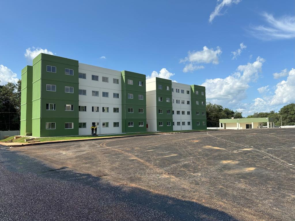 No momento, você está visualizando Governo de MT entrega 192 apartamentos em Lucas do Rio Verde nesta quinta-feira (24)