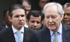 Leia mais sobre o artigo Governo entrega PEC da Segurança Pública ao presidente da Câmara