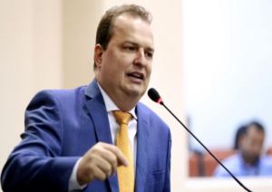 Leia mais sobre o artigo Maxi Russi defende autonomia da ALMT e diz que judicialização por parte do governo é legítima