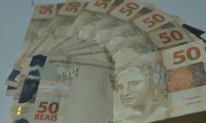Leia mais sobre o artigo Mercado financeiro reduz previsão da inflação para 5,57%