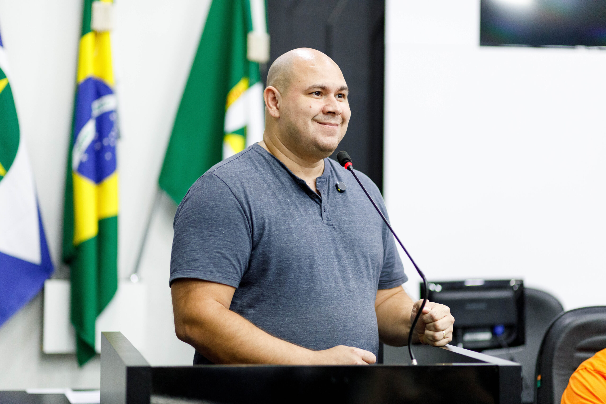 No momento, você está visualizando Projeto de Abilio para ônibus grátis aos domingos é aprovado