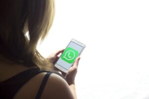 Leia mais sobre o artigo WhatsApp vai tornar suas conversas ainda mais privadas; veja como ativar