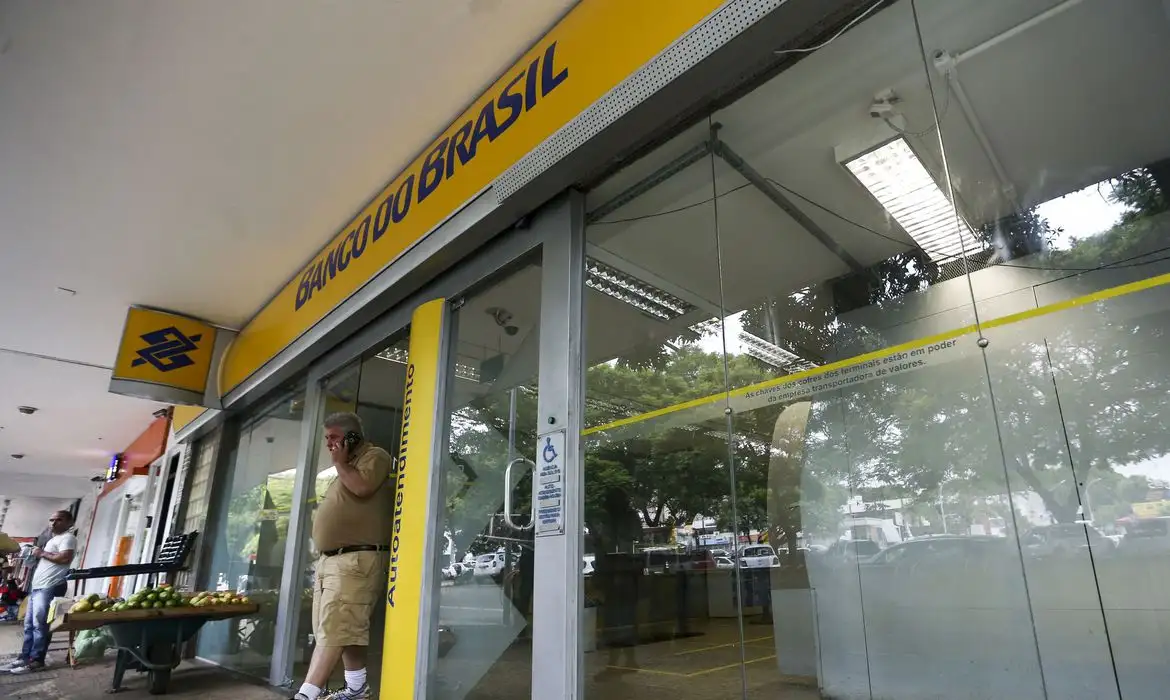 No momento, você está visualizando BB tem lucro de R$ 7,3 bi de janeiro a março, em queda de 20,7%