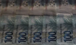 Leia mais sobre o artigo Mercado financeiro reduz expectativa de inflação em 2025 para 5,51%