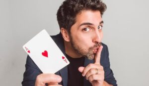 Leia mais sobre o artigo Gabriel Louchard faz sessão extra em Cuiabá com show de ilusionismo e comédia