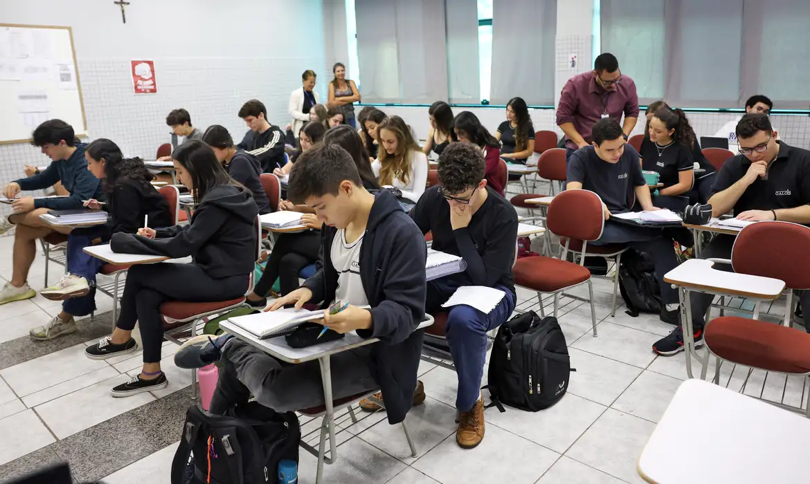 No momento, você está visualizando Inscrições para o Enem começam nesta segunda-feira