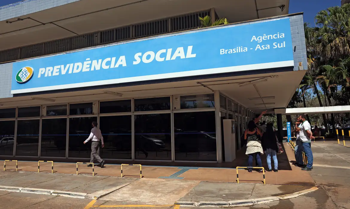 No momento, você está visualizando INSS alerta população sobre perfil falso em rede social