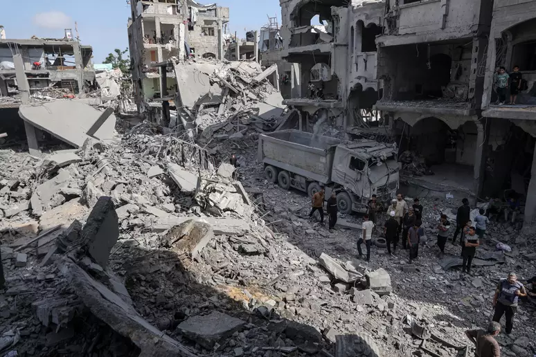 No momento, você está visualizando Israel intensifica bombardeio em Gaza e deixa ao menos 70 mortos