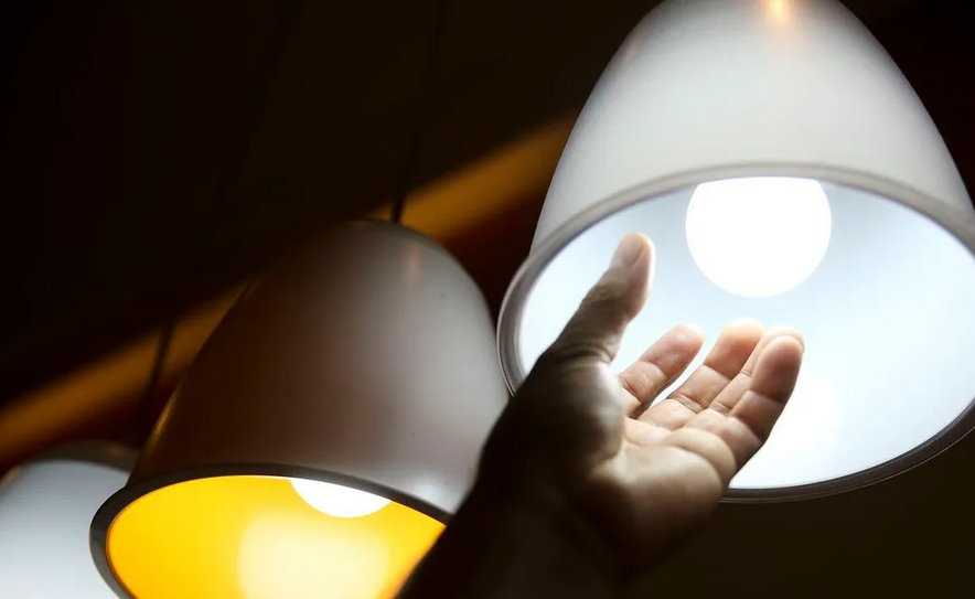 No momento, você está visualizando Aneel aprova isenção da conta de luz para mais pobres