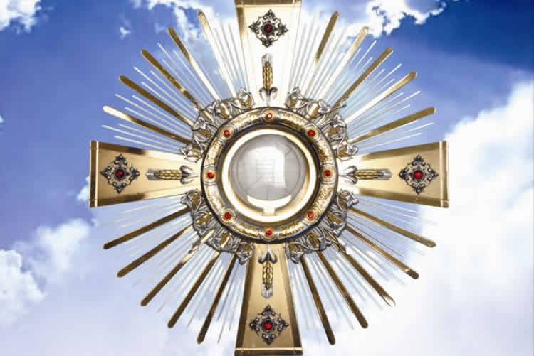 No momento, você está visualizando CORPUS CHRISTI: o que abre e fecha durante o feriado?