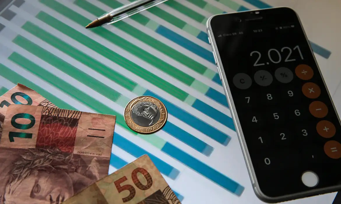 No momento, você está visualizando Inflação oficial recua para 0,26% em maio deste ano, diz IBGE