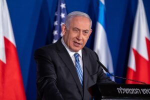 Leia mais sobre o artigo Israel e Irã trocam novos ataques com mísseis durante a noite
