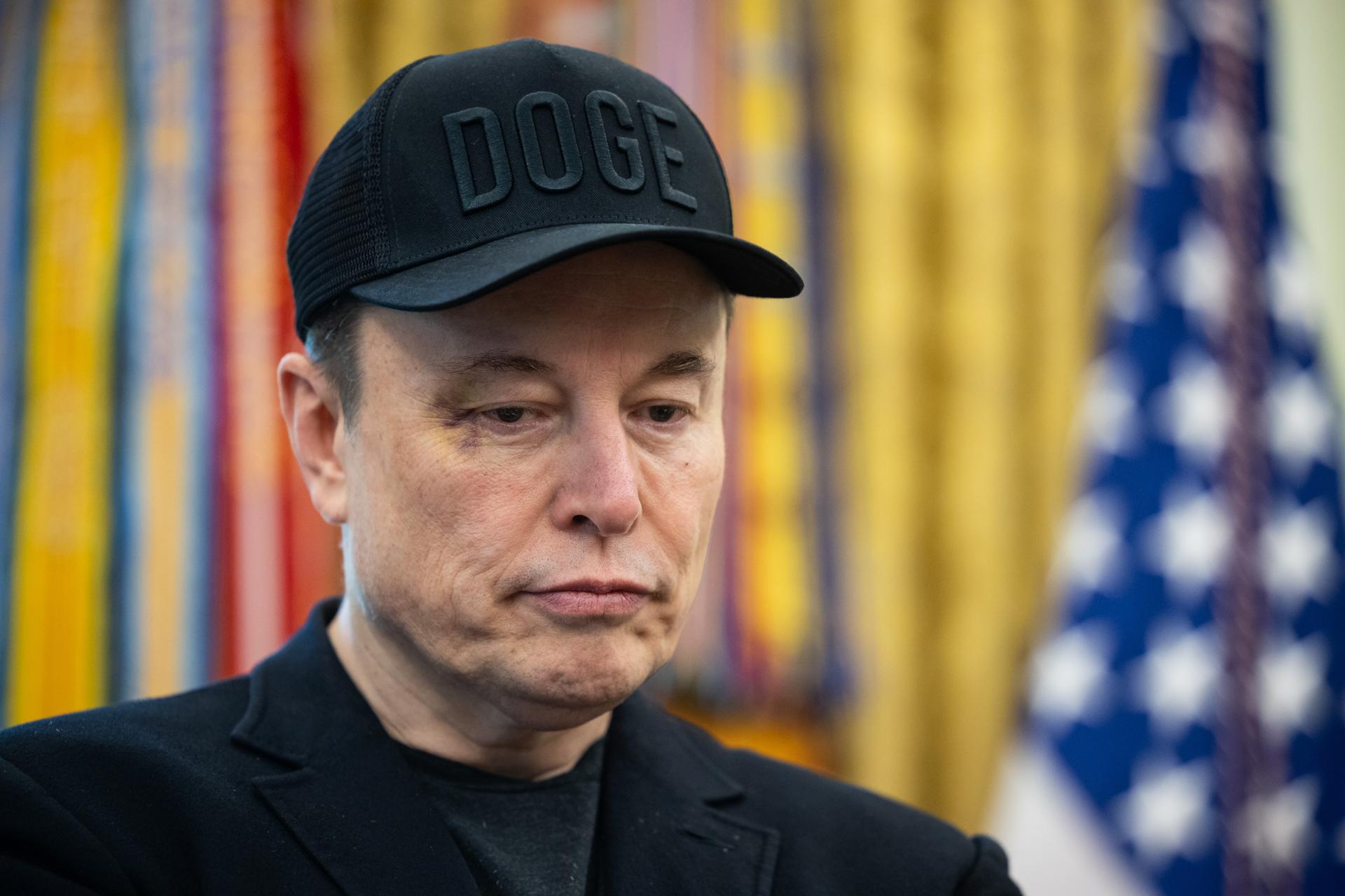No momento, você está visualizando Musk diz que se arrependeu de publicações sobre Trump
