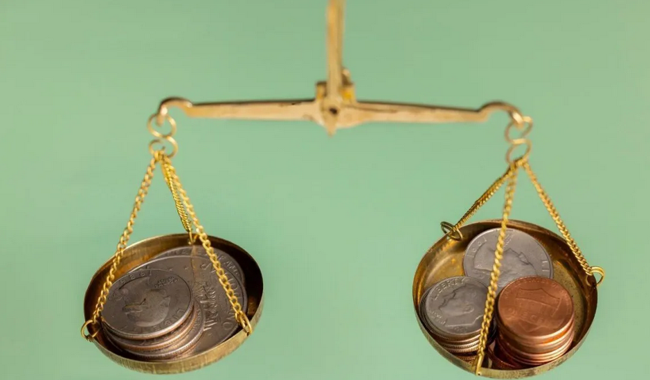 No momento, você está visualizando Queda dos juros passa por ajuste fiscal, dizem economistas