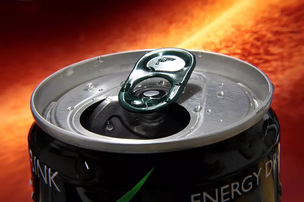 No momento, você está visualizando Bebidas energéticas; aliada do desempenho ou risco à saúde?