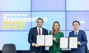 Leia mais sobre o artigo Brasil e China assinam acordo para estudar ferrovia até o Peru