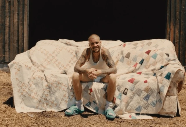 No momento, você está visualizando Justin Bieber lança álbum “Swag”, saiba mais!