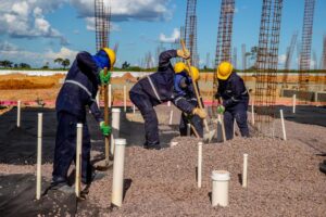 Leia mais sobre o artigo Mato Grosso cria mais de 32 mil vagas e tem serviços impulsiona crescimento