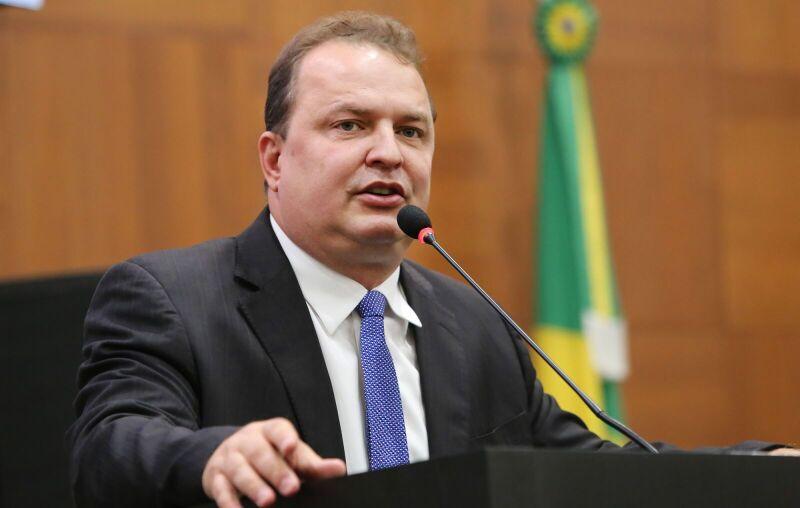 No momento, você está visualizando Max defende expulsão da Capital Consig de Mato Grosso: “Não é bem-vinda aqui”