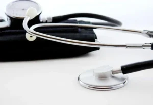 Leia mais sobre o artigo Planos de saúde agora devem responder solicitações dentro de prazos fixos, determina ANS
