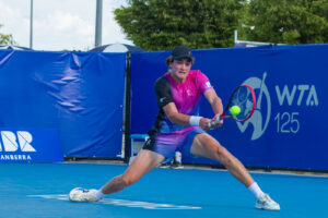 Leia mais sobre o artigo João Fonseca vence estreia contra sérvio e vai à 2ª rodada do US Open