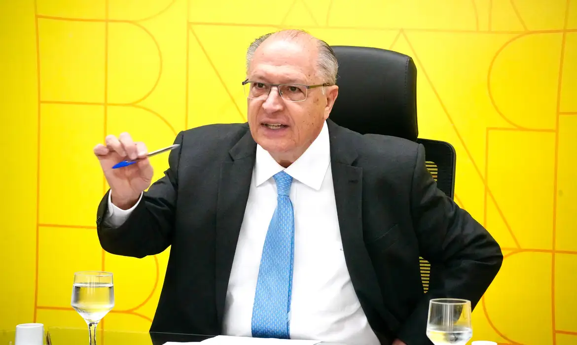 No momento, você está visualizando Brasil inicia ação para usar Lei de Reciprocidade contra os EUA