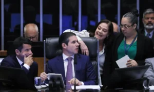 Leia mais sobre o artigo Câmara aprova urgência para isenção do IR de quem ganha até R$ 5 mil