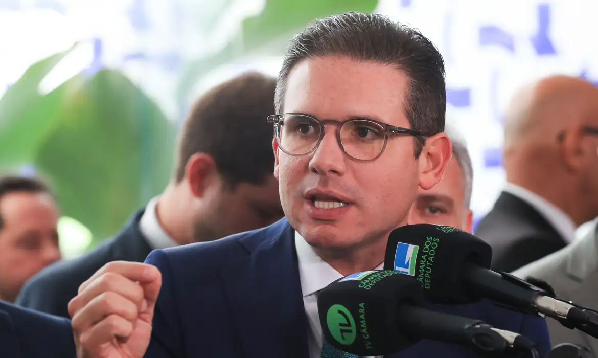 No momento, você está visualizando Câmara vai pautar projeto contra adultização de crianças nas redes