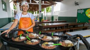 Leia mais sobre o artigo Concurso premia merendeiros com até R$ 8 mil em Cuiabá