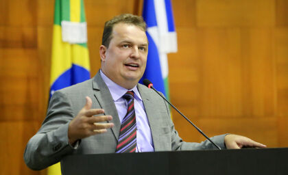 No momento, você está visualizando Max Russi cobra compromisso do governo sobre Santa Casa