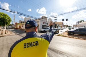 Leia mais sobre o artigo Semob realizará leilão de carros em Cuiabá no dia 26