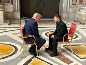 Leia mais sobre o artigo Zelensky encontra Trump e líderes europeus na Casa Branca