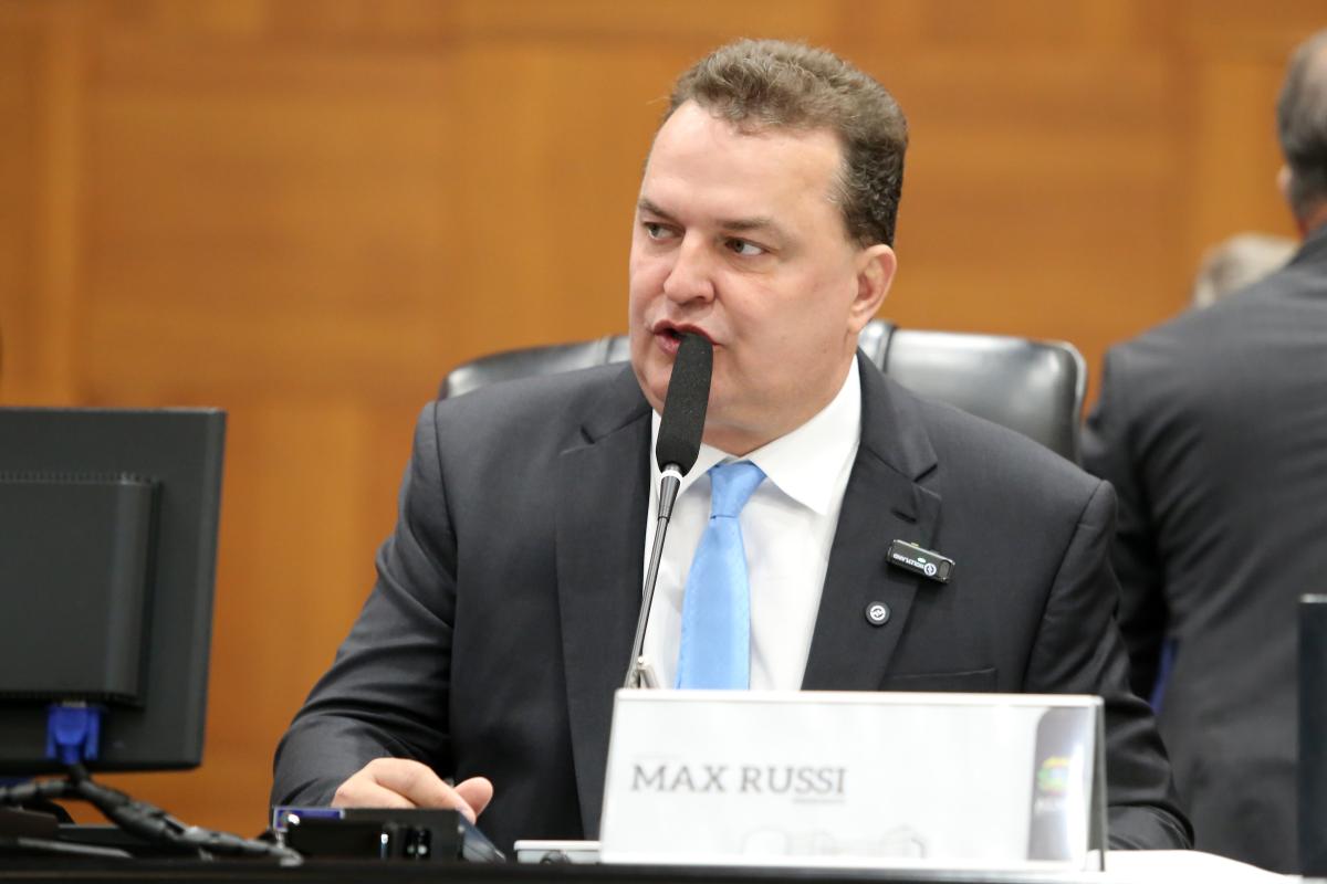 No momento, você está visualizando Max descarta manter 2 comissões sobre feminicídio na AL