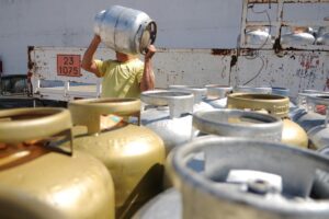Leia mais sobre o artigo Saiba como será a retirada de botijões pelo programa Gás do Povo
