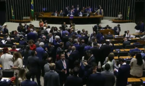 Leia mais sobre o artigo Câmara aprova isenção do IR para quem ganha até R$ 5 mil