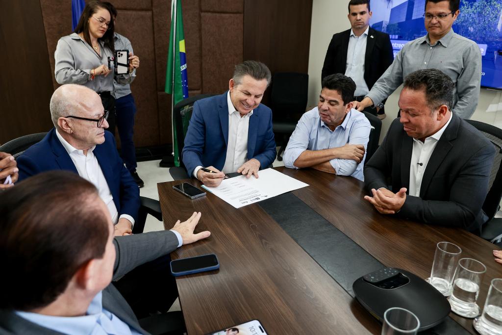 No momento, você está visualizando Governador assina autorização para novo Trevão de Rondonópolis